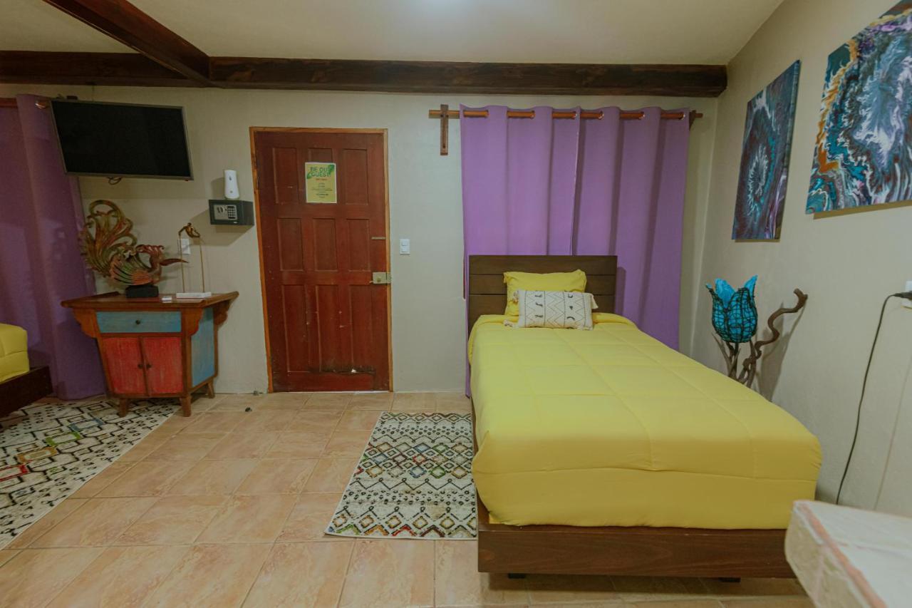 Oasis Diverse Adult Retreat Quepos Exterior foto